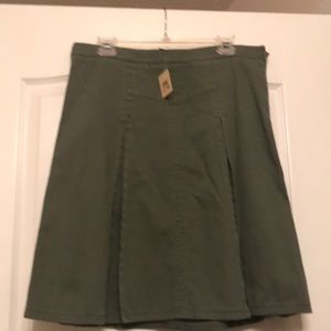 Bass skirt